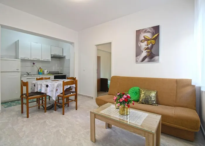 Viktorija 1828 Apartmán *