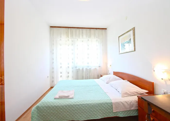 Apartmán Viktorija 1828 *