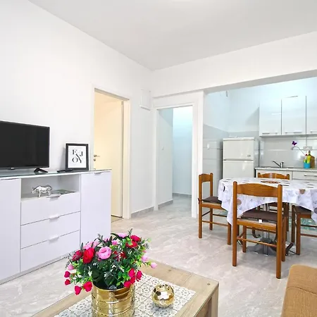 Viktorija 1828 Appartement Pula