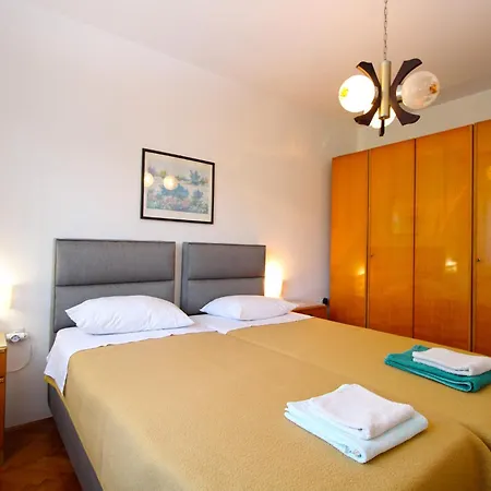 Appartement Viktorija 1828