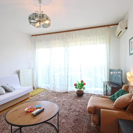 Viktorija 1828 Appartement *