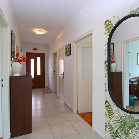 Appartement Viktorija 1828