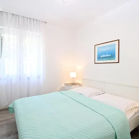 Viktorija 1828 Appartement Pula