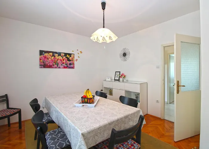 Viktorija 1828 Apartment Pula