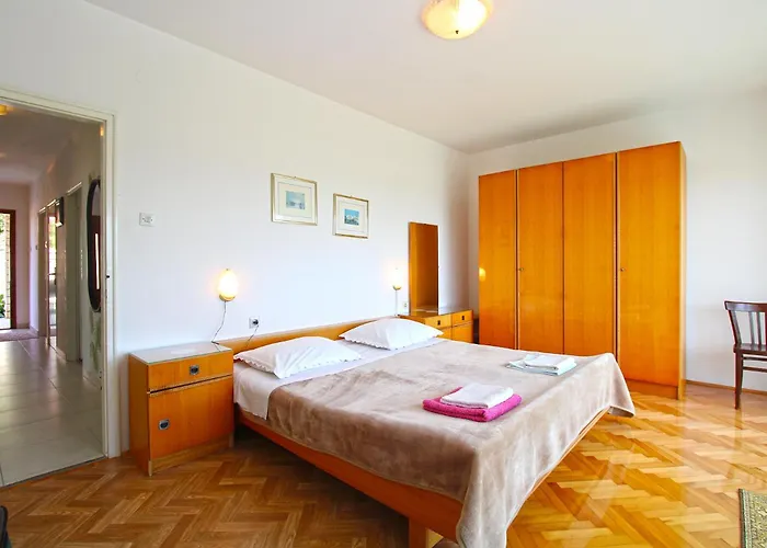 Viktorija 1828 Apartment *