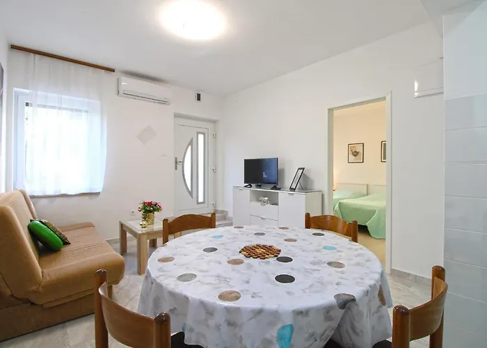Apartman Viktorija 1828