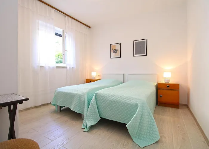 Apartman Viktorija 1828