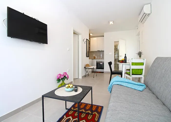 Apartman Viktorija 1828