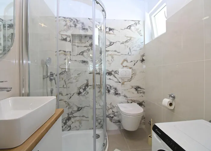 Apartman Viktorija 1828 *